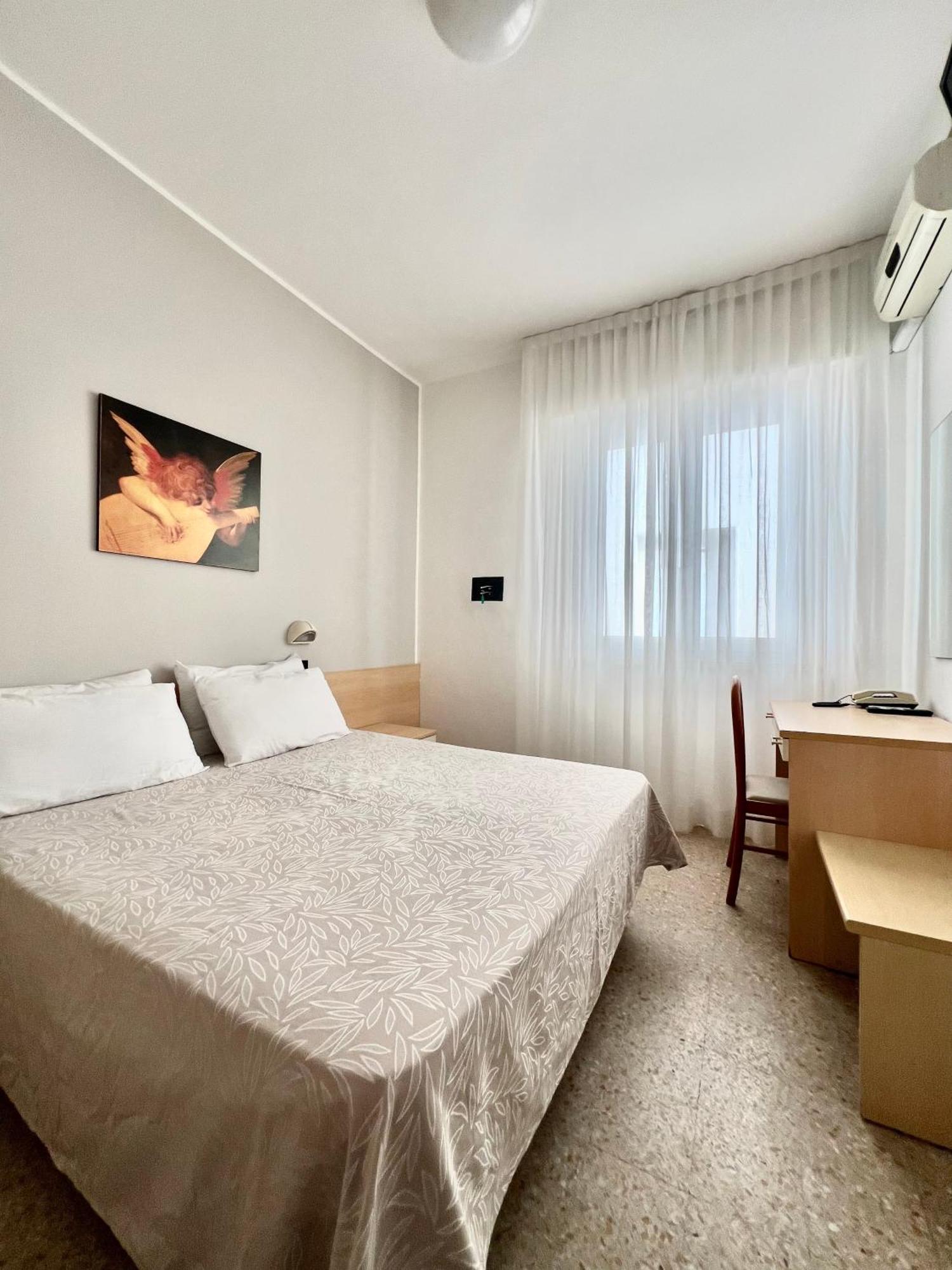 Hotel B&B Ardea Rimini Eksteriør billede
