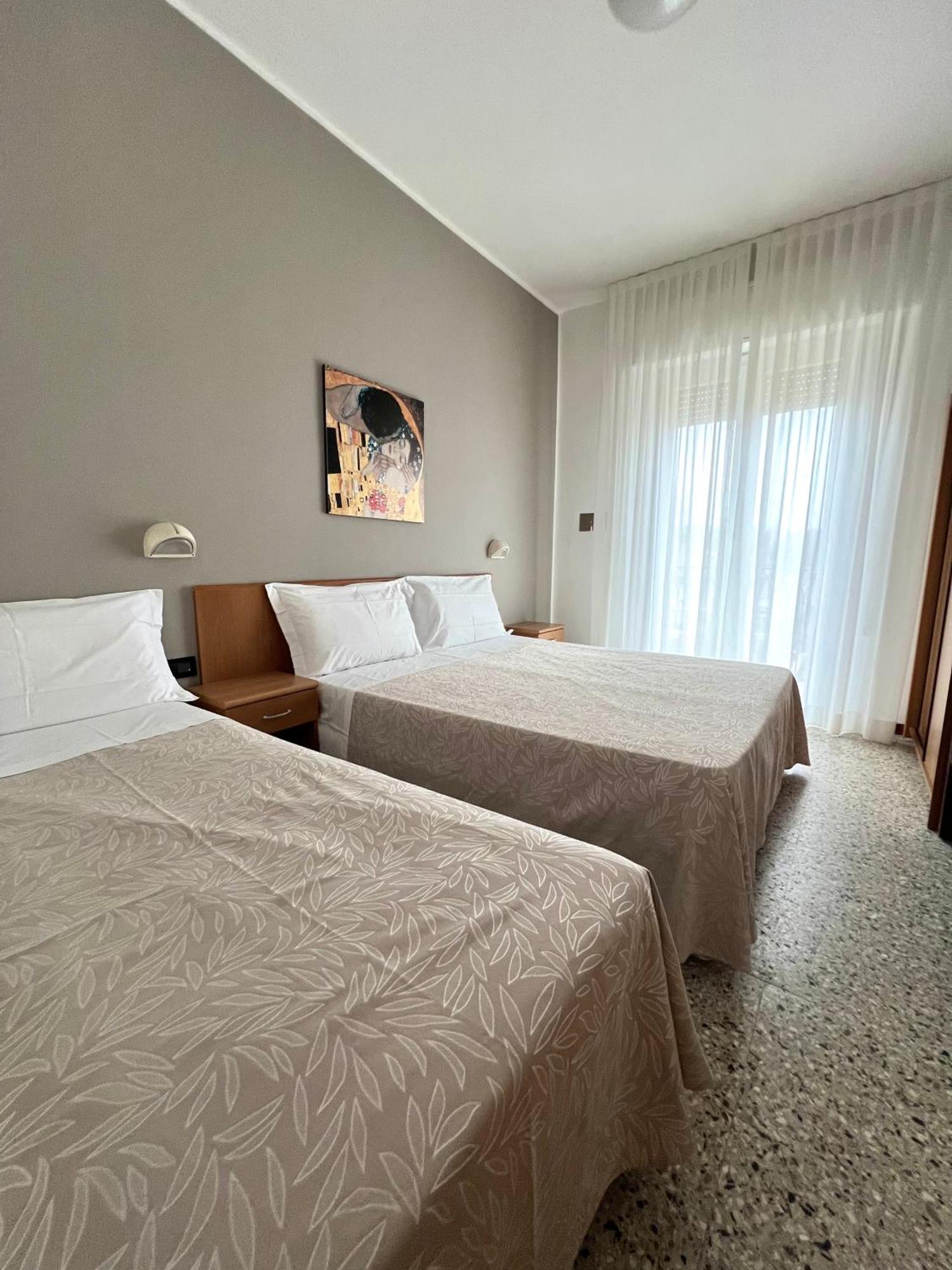 Hotel B&B Ardea Rimini Eksteriør billede