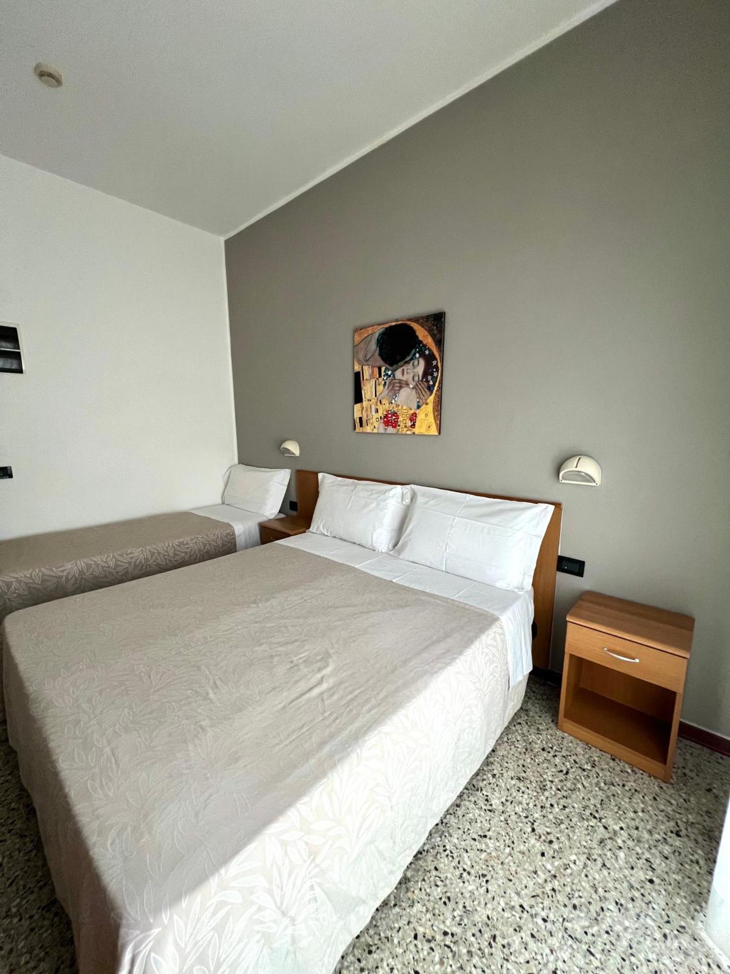 Hotel B&B Ardea Rimini Eksteriør billede