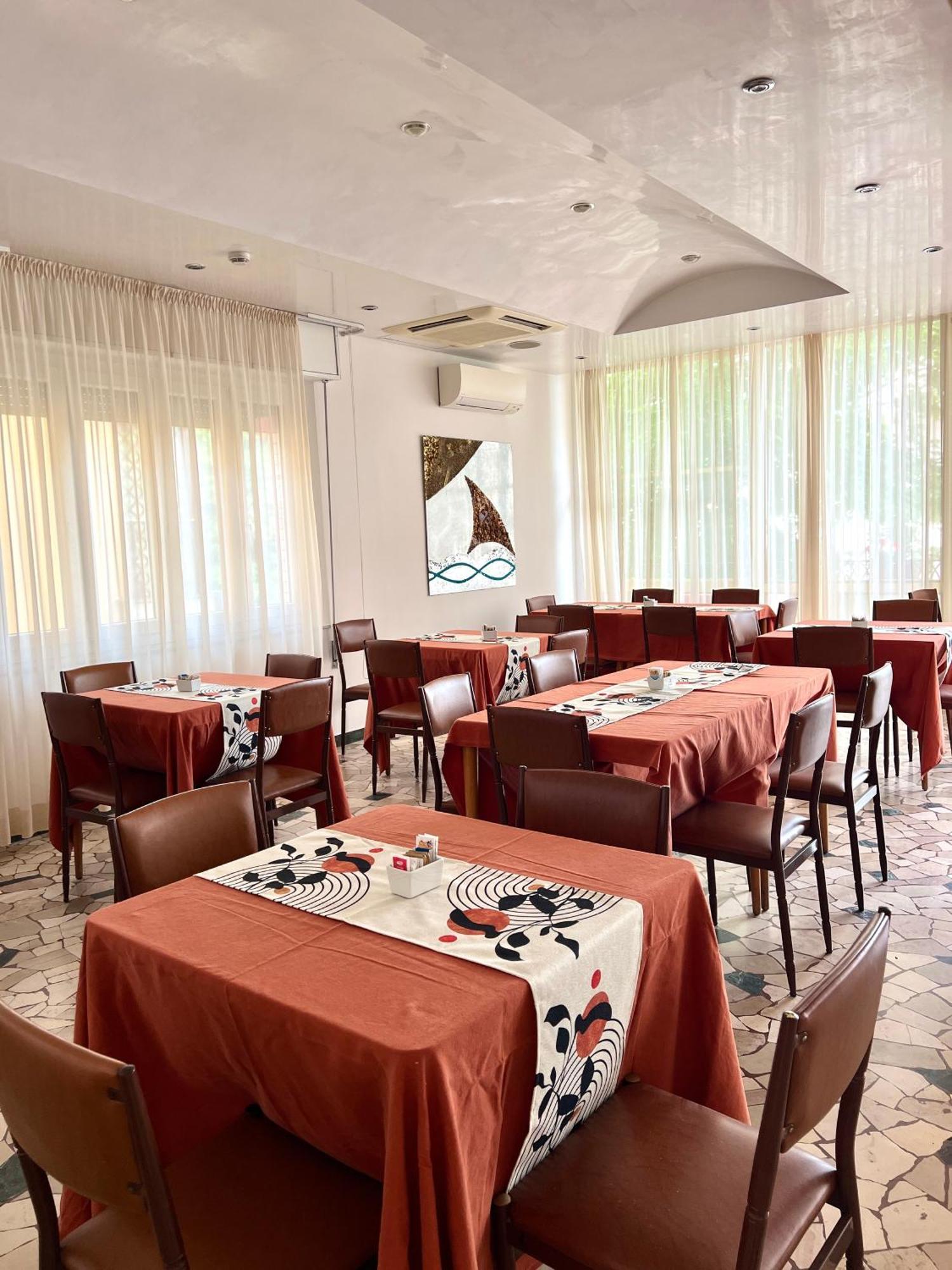 Hotel B&B Ardea Rimini Eksteriør billede